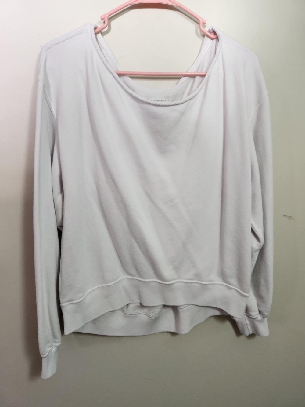 Abercrombie & Fitch Light White Crewneck Pullover Sweatshirt